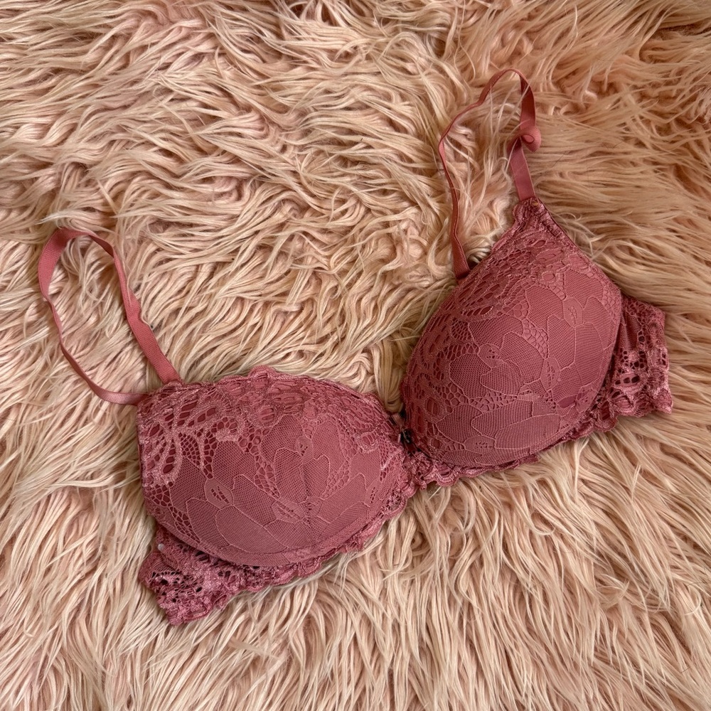XOXO Pink Lace Front Push Up Bra Size Medium